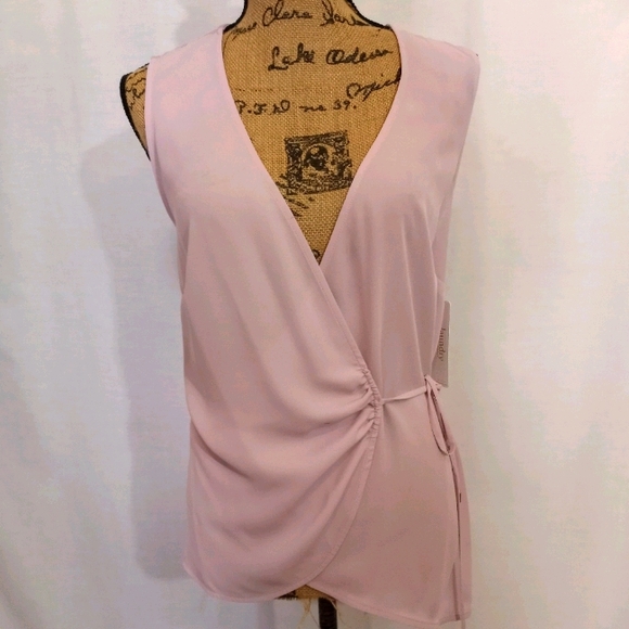 Laundry By Shelli Segal Tops - NWT LARGE WRAP TOP, SLEEVELESS LAUNDRY BY SHELLI S